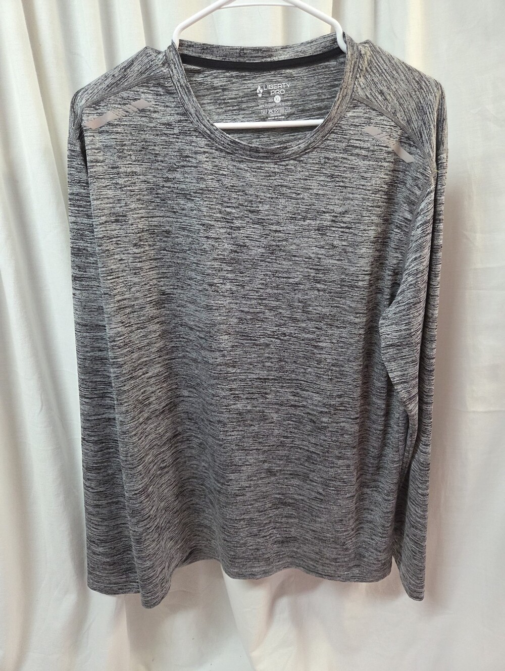 2 Liberty Pro Men's Long Sleeve Heather Gray Performance Tee